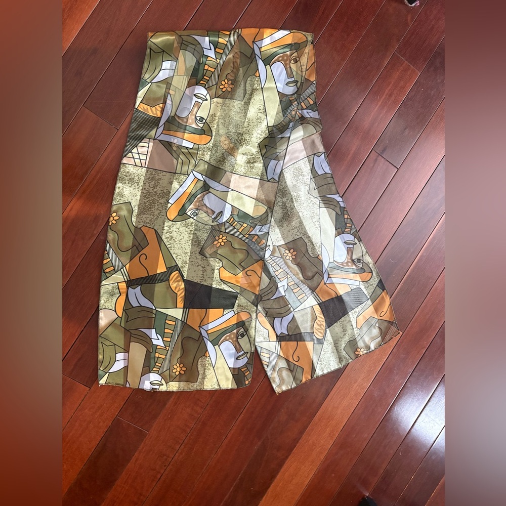 Abstract Patterned Women’s Scarf